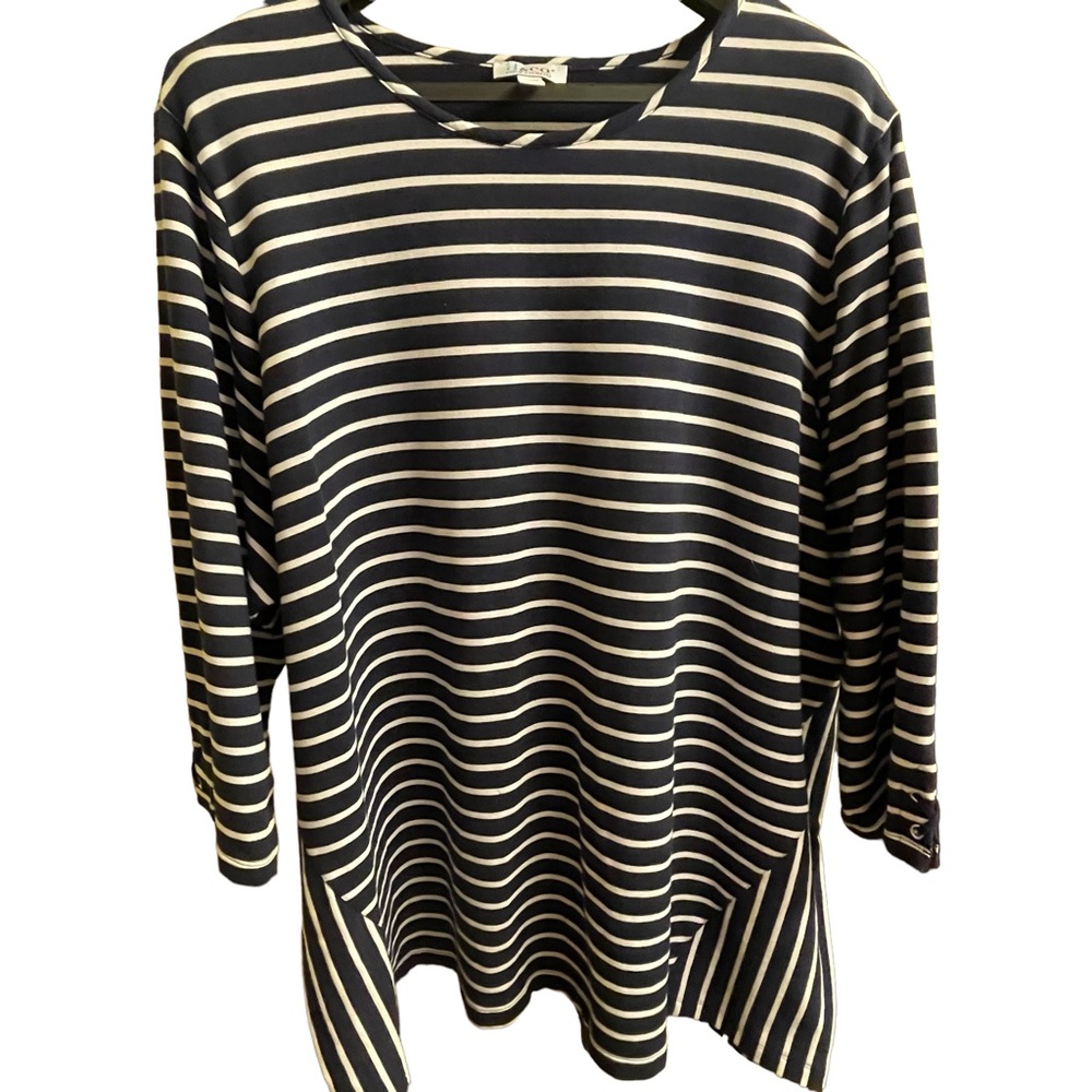 Navy/white- Denim & Co. D&CO. 3X 3/4 sleeve top.
